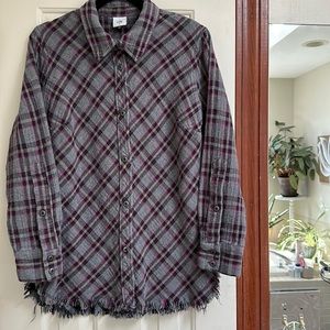 CAbi Size Medium gray edge top